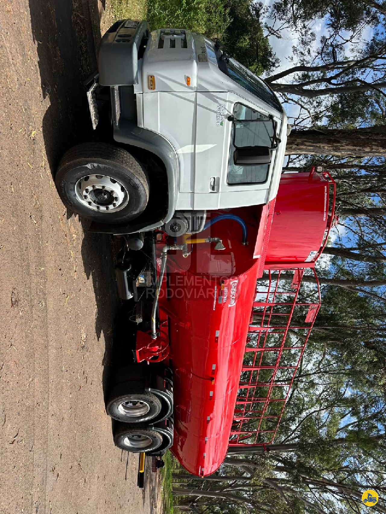 CAMINHAO VOLKSWAGEN VW 26260 Tanque Pipa Truck 6x4 JL Implementos Rodoviários BARRETOS SÃO PAULO SP